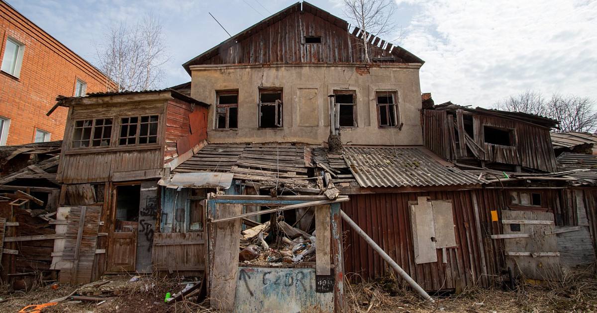 Тульська область РФ хоче "відбудовувати Маріуполь", поки самі туляки виживають у бараках (фото)